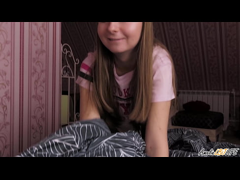 ❤️ Blondie Sucks BFF ของเธออย่างสุดซึ้งและได้รับ Cum ในปากของเธอ ❤❌ แค่โป๊ ที่ th.eviewporn.ru